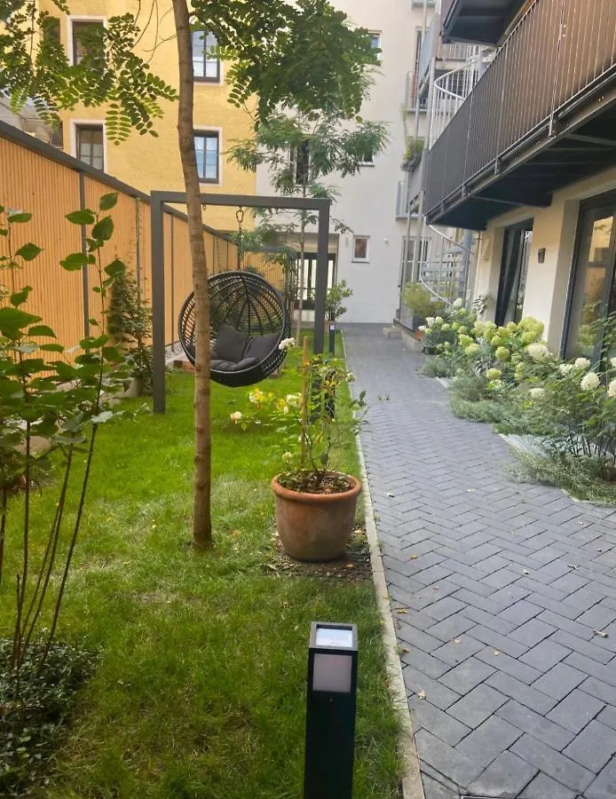 Suite One Business 1 München 0*,